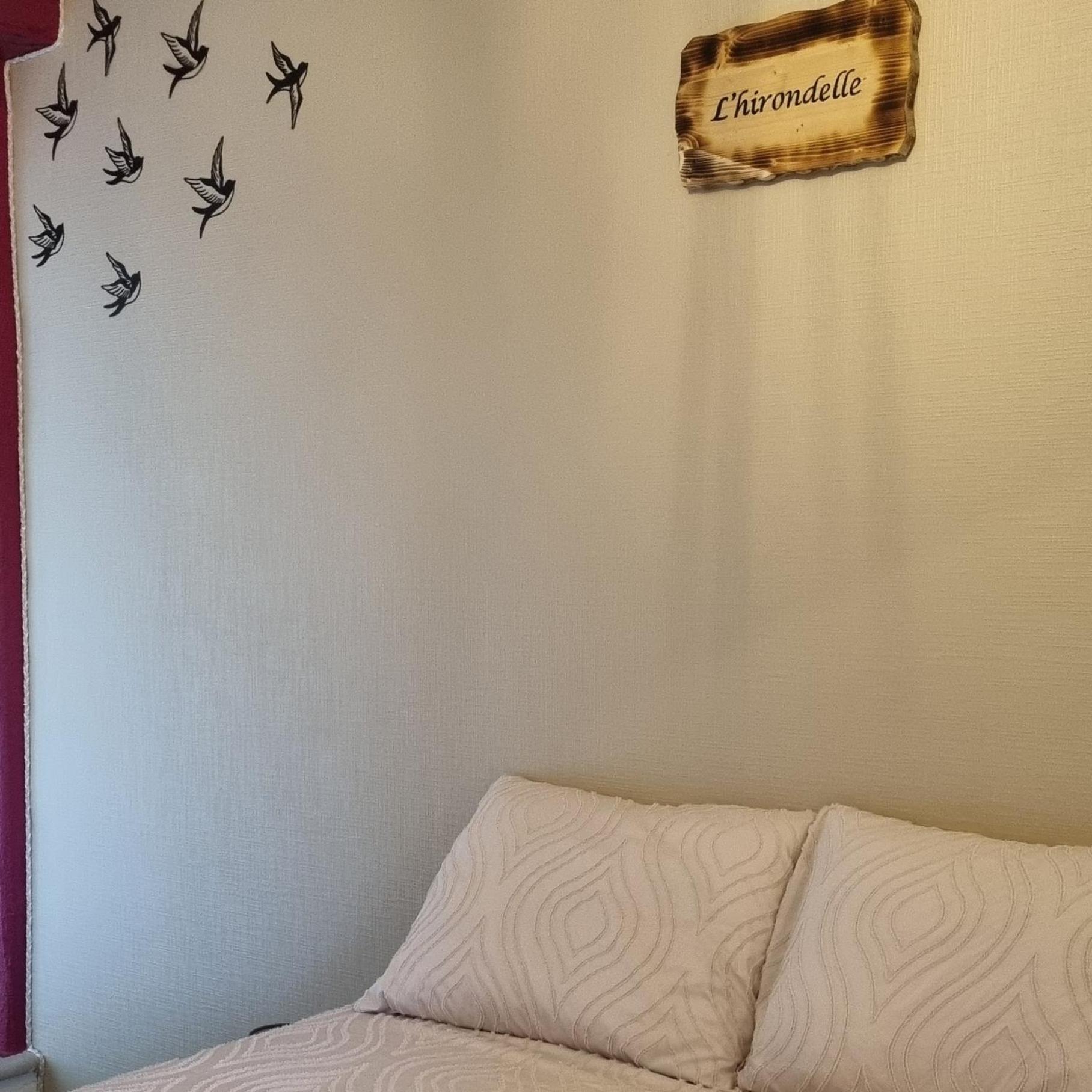 L'Hirondelle Panzió Le Grand-Serre Kültér fotó